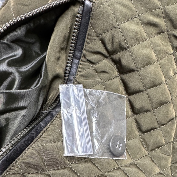 Laundry By Shelli Segal Olive Quilted Puffer Jacket EUC S - Picture 12 of 15